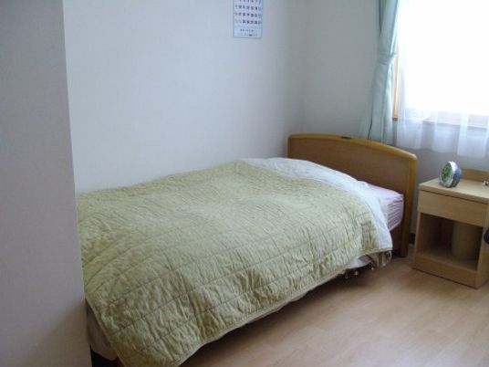 シンプルな個室の居室