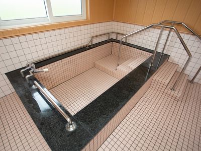 バリアフリー浴室の内部