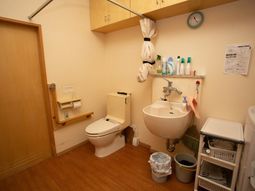 清潔感のあるトイレスペース
