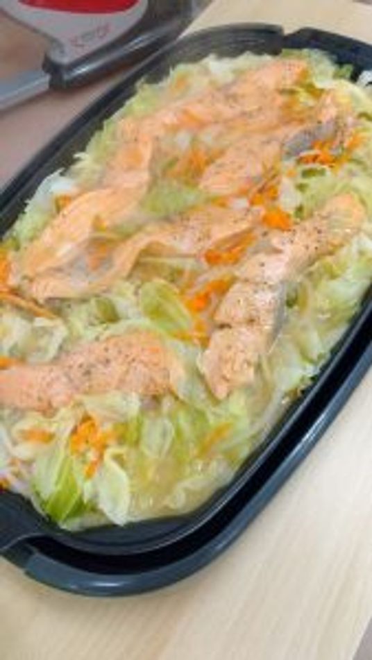 ヘルシーな料理の皿