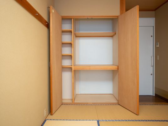 和室の押入れと棚
