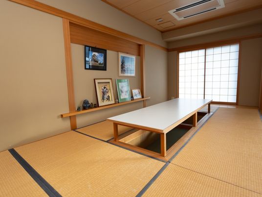 清潔な畳の和室