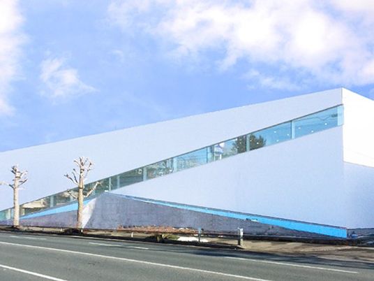 モダンな建物外観