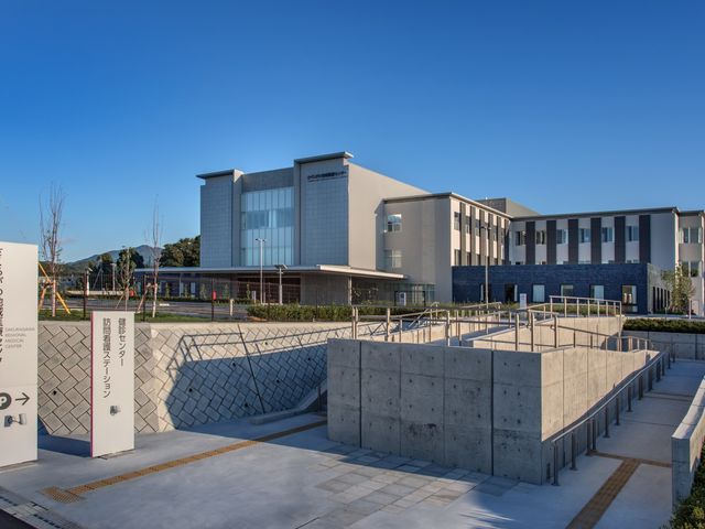 整備された職場の外観 外観 清潔感溢れる現代的な外観の職場です。働く環境の良さを重視される方におすすめの職場となっています。