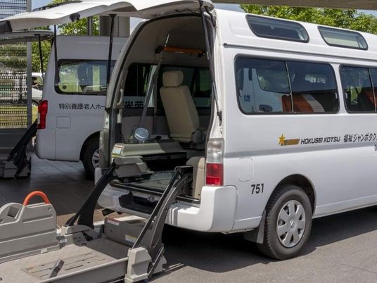 福祉送迎車の後部  