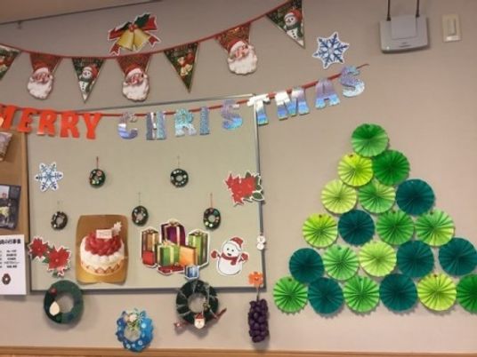 クリスマス装飾の掲示物  