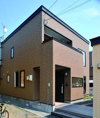 シンプルな建物外観