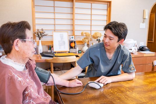 スタッフと利用者の対話食堂  