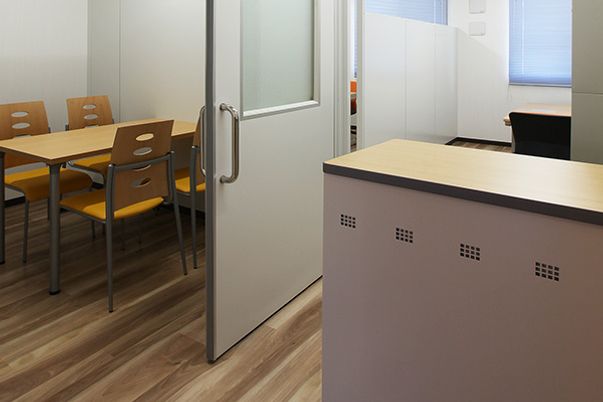 落ち着いた雰囲気の居室