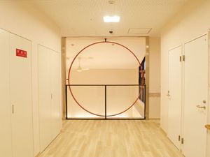 明るい廊下  