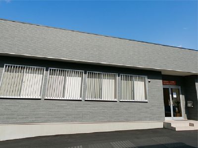 施設の外観