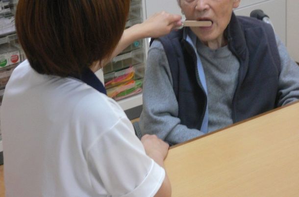 口腔ケア中の様子