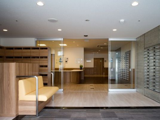 清潔感のある受付エリア