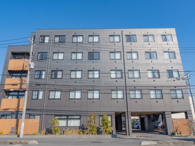 働きやすい環境の外観 外観 清潔感のあるモダンな建物で、働くスタッフの快適な職場環境が期待できます。