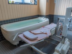 介護向け設備完備浴室
