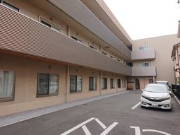 働く環境が見える外観
