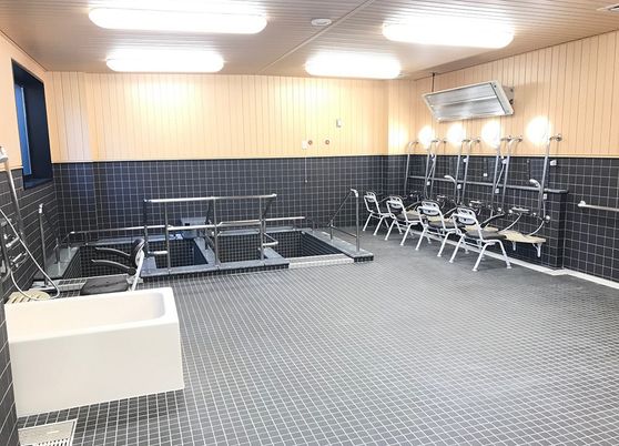 清潔な浴室施設