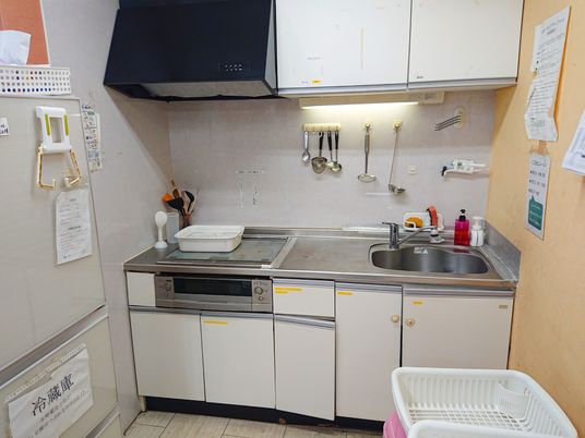 清潔なキッチン設備