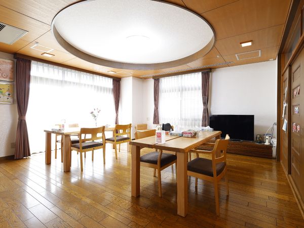 木の温もり溢れる居室