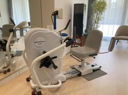 運動器具が整った空間