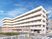 多階建ての施設外観