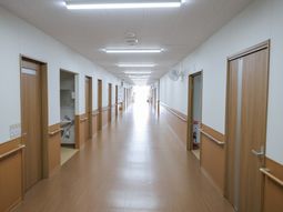 ゆとりある廊下