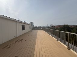 広々としたテラス