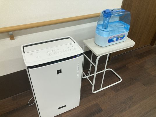 空気清浄機と加湿機の設備