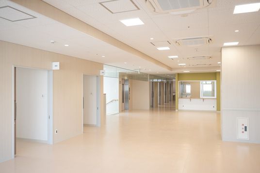 明るい廊下