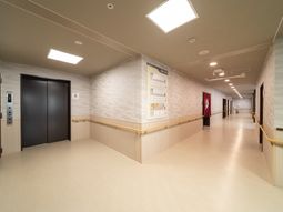 清潔感ある廊下の様子