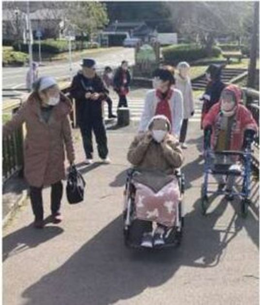 暖かい陽気の中散歩