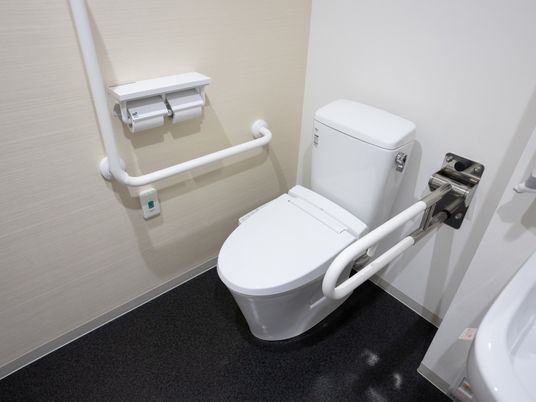 安全設計のトイレ空間