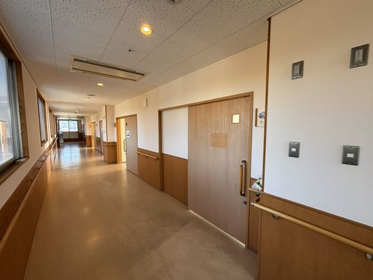 長い廊下