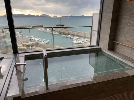 景色が見える浴室