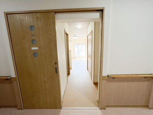 廊下の落ち着いた空間