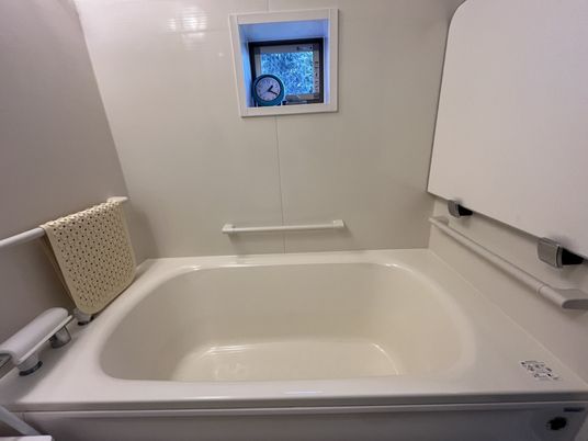 ゆったりとした浴室