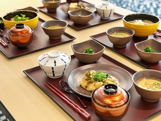 彩り豊かな和食の食卓