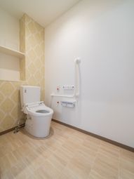 バリアフリー設計のトイレ