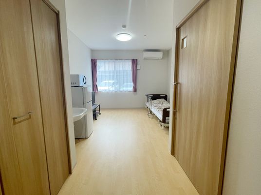 整った居室の風景