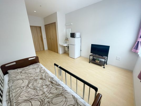 整った居室の風景