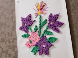 手作りの花の壁飾り