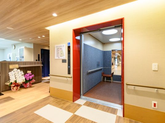 明るく快適なエントランス