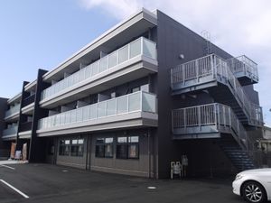モダンな建物の外観
