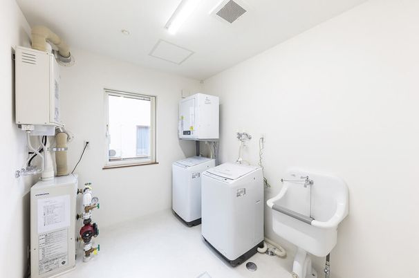 コインランドリー部屋