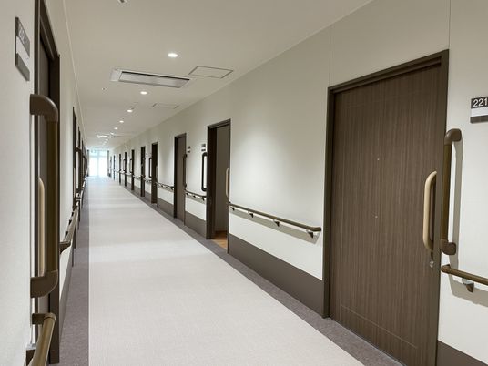 清潔な廊下の風景