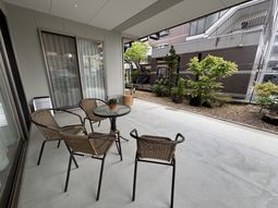 落ち着いたテラス