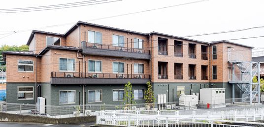 木造の建物外観