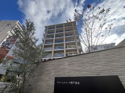 高層ビルの外観