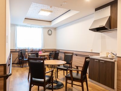 共有キッチンダイニング