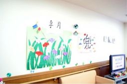 壁画飾る廊下